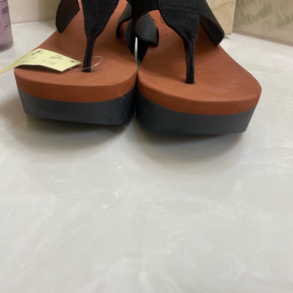 Fly sandals - Picture 6 of 9